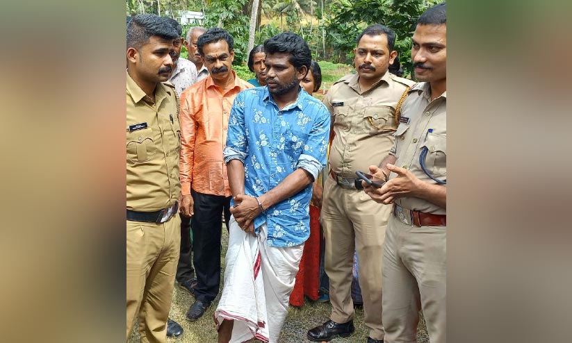 പോത്തൻകോട്ട് ക്ഷേത്രങ്ങളിൽ മോഷണം നടത്തിയ കേസിൽ പ്രതി പിടിയിൽ പോത്തൻകോട്ട് ക്ഷേത്രങ്ങളിൽ മോഷണം നടത്തിയ കേസിൽ പ്രതി പിടിയിൽ