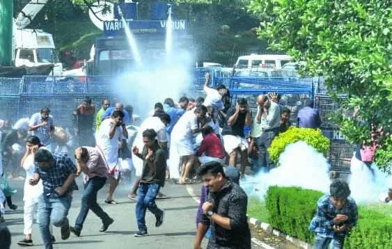 Clashes at Youth Congress March in Thiruvananthapuram