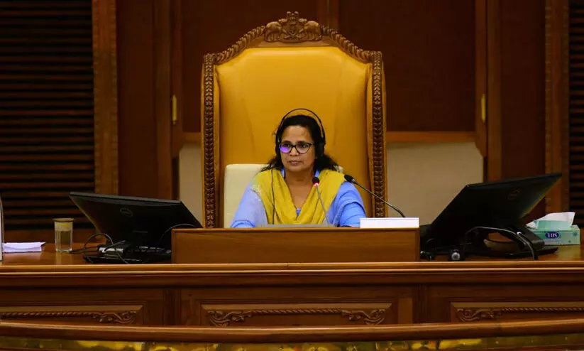 ഈ അഭിമാന നിമിഷം സഖാവ് ടി.പിക്ക് സമർപ്പിക്കുന്നു; സ്പീക്കർ കസേരയിൽ കെ.കെ രമ ഈ അഭിമാന നിമിഷം സഖാവ് ടി.പിക്ക് സമർപ്പിക്കുന്നു; സ്പീക്കർ കസേരയിൽ കെ.കെ രമ