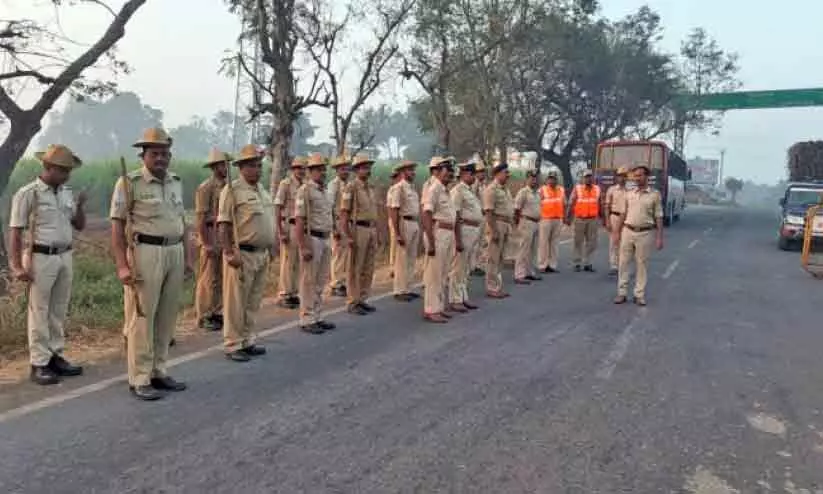 കർണാടക-മഹാരാഷ്ട്ര അതിർത്തിയിലെ സംഘർഷം തെരഞ്ഞെടുപ്പ് മുന്നിൽ കണ്ടെന്ന് കർണാടക-മഹാരാഷ്ട്ര അതിർത്തിയിലെ സംഘർഷം തെരഞ്ഞെടുപ്പ് മുന്നിൽ കണ്ടെന്ന്