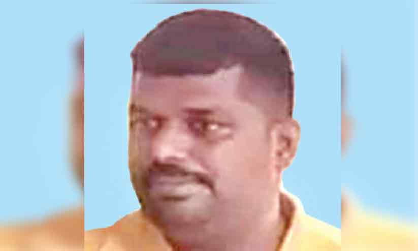 വിവാഹ വാഗ്ദാനതട്ടിപ്പിൽ 41 ലക്ഷം കവർന്നു യുവാവ് പിടിയിൽ; ഭാര്യ ഒളിവിൽ വിവാഹ വാഗ്ദാനതട്ടിപ്പിൽ 41 ലക്ഷം കവർന്നു യുവാവ് പിടിയിൽ; ഭാര്യ ഒളിവിൽ