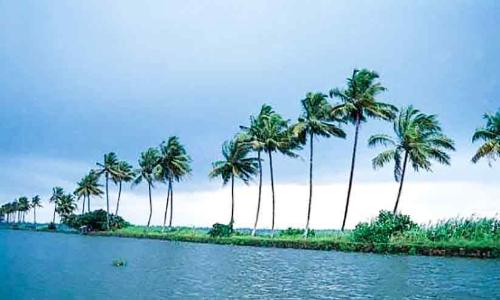 ക​ട​ലി​ൽ​നി​ന്ന്​ ഉ​യി​ർ​കൊ​ണ്ട ക​ര​പ്പു​റം