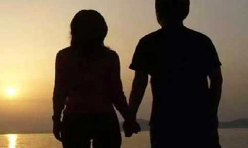 കാസർകോട്ടെ കാണാതായ യുവതി പോയത് പാട്ട് ആപ് വഴി പരിചയപ്പെട്ട യുവാവിനൊപ്പം;  ഇരുവരും പൊലീസിൽ ഹാജരായി