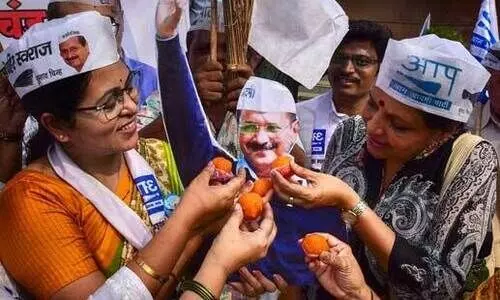 ആപ് കാ ഡൽഹി! ബി.ജെ.പിയെ തൂത്തെറിഞ്ഞ് ആം ആദ്മി പാർട്ടി ആപ് കാ ഡൽഹി! ബി.ജെ.പിയെ തൂത്തെറിഞ്ഞ് ആം ആദ്മി പാർട്ടി