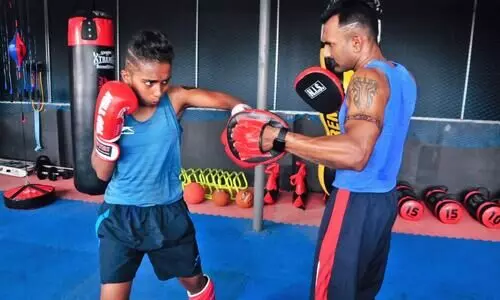 കിക്ക് ബോക്സിങ് ചാമ്പ്യൻഷിപ്പിൽ പങ്കെടുക്കാൻ യാത്രാ ചെലവ് കണ്ടെത്താനാകാതെ താരം