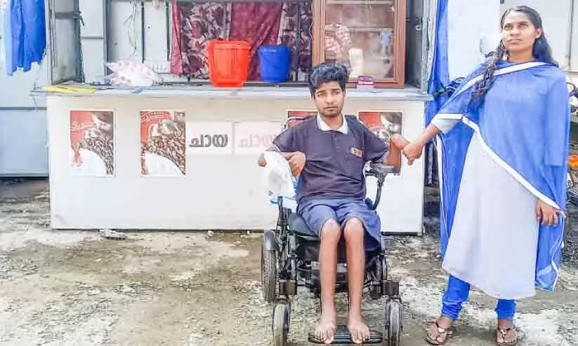 ഭിന്നശേഷിക്കാരനെ ആശുപത്രി അധികൃതർ മാനസികമായി പീഡിപ്പിക്കുന്നതായി പരാതി ഭിന്നശേഷിക്കാരനെ ആശുപത്രി അധികൃതർ മാനസികമായി പീഡിപ്പിക്കുന്നതായി പരാതി