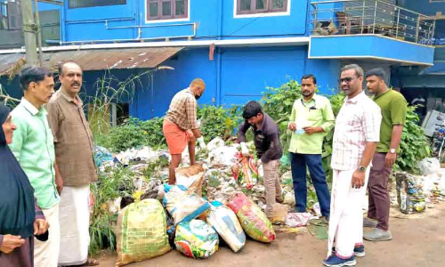 കല്ലാച്ചി പൈപ്പ്‌ലൈൻ റോഡിന് സമീപം മാലിന്യം വലിച്ചെറിഞ്ഞാൽ ഇനി പിടിയിലാകും