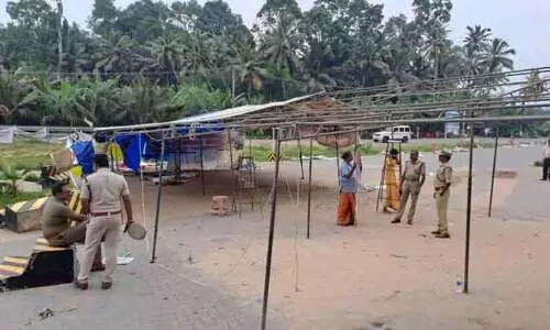 വിഴിഞ്ഞം സമരപ്പന്തൽ പൊളിച്ചു