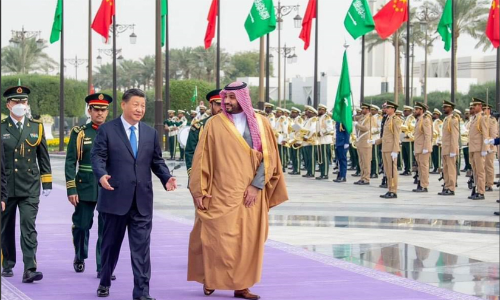 ഷി ജിൻപിങ്ങിനെ സൗദി കിരീടാവകാശി സ്വീകരിച്ചു​; ധാരണാപത്രങ്ങൾ കൈമാറി