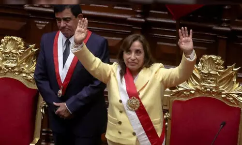 നാടകീയ നീക്കത്തിനൊടുവിൽ പെറുവിന് ആദ്യ വനിത പ്രസിഡന്റ്