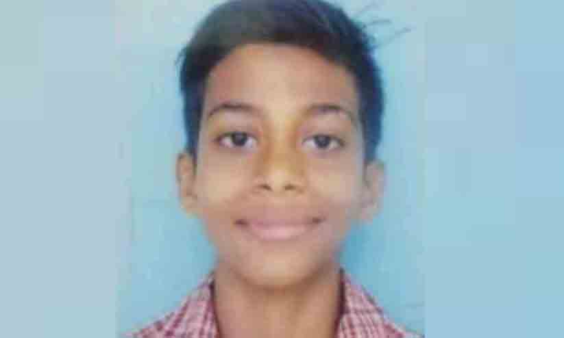 എട്ടാംക്ലാസ് വിദ്യാർഥി മരിച്ചനിലയിൽ എട്ടാംക്ലാസ് വിദ്യാർഥി മരിച്ചനിലയിൽ