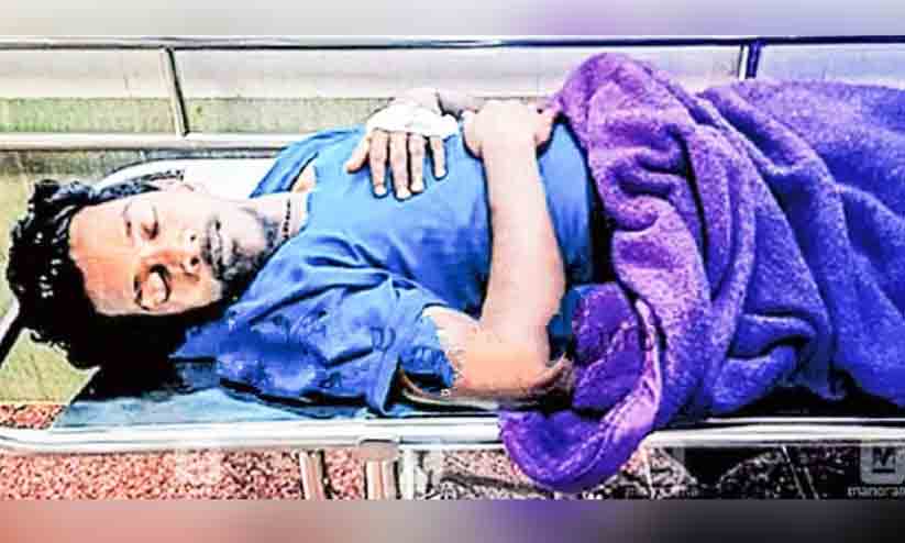 കാട്ടുപന്നി ആക്രമണത്തിൽ ഹോട്ടൽ ജീവനക്കാരന് പരിക്ക് കാട്ടുപന്നി ആക്രമണത്തിൽ ഹോട്ടൽ ജീവനക്കാരന് പരിക്ക്