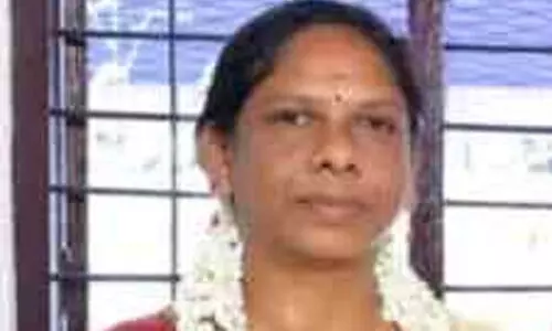 മകൻ ഓടിച്ച ബൈക്കിൽനിന്ന് വീണ് മാതാവ് മരിച്ചു