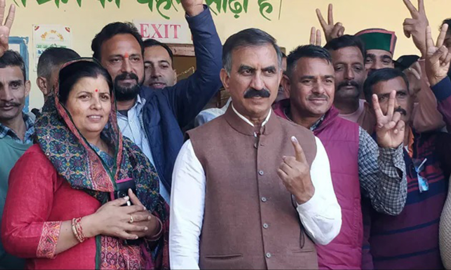 ഹിമാചൽ പ്രദേശി​ന്റെ പുതിയ മുഖ്യമന്ത്രി സുഖ്‍വിന്ദർ സിങ് സുഖുവിനെ അറിയാം