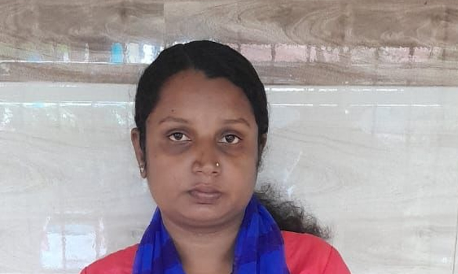 എങ്ങോട്ട് പോകണമെന്നറിയാതെ റോസ്‌ലിയുടെ മകൾ