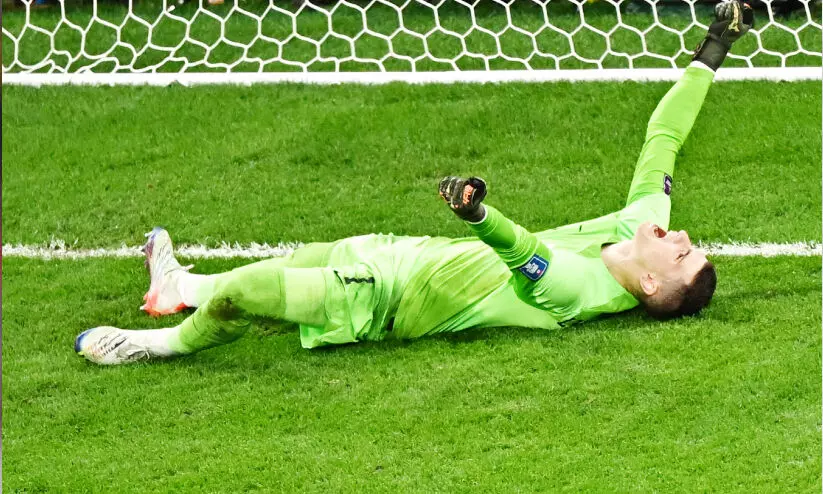 ലവ് യു കോവിച്; ഹീറോയായി ക്രൊയേഷ്യൻ ഗോളി ഡൊമിനിക് ലിവകോവിച് ലവ് യു കോവിച്; ഹീറോയായി ക്രൊയേഷ്യൻ ഗോളി ഡൊമിനിക് ലിവകോവിച്