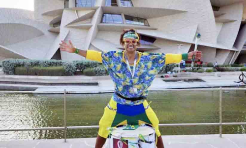 ഗാലറിയുടെ താളം നയിച്ച് വാലസിന്റെ സുർഡാവോ ഡ്രം