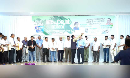 മ​യ​ക്കു​മ​രു​ന്നു​ക​ൾ വി​ദ്യാ​ർ​ഥി സ​മൂ​ഹ​ത്തെ പി​ടി​കൂ​ടു​ന്ന​ത് ആ​പ​ത്ക​രം -ഷാ​ഫി ചാ​ലി​യം