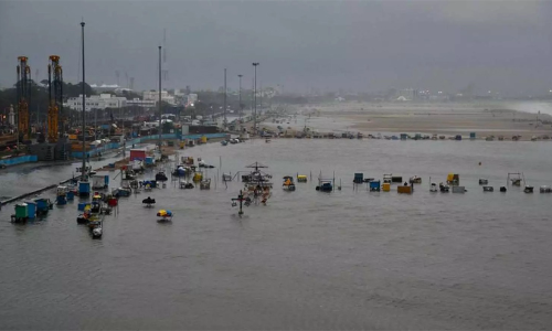 മാൻഡസ് ചുഴലിക്കാറ്റ്; തമിഴ്നാട്ടിൽ മരണം നാലായി, വലിയ നാശം