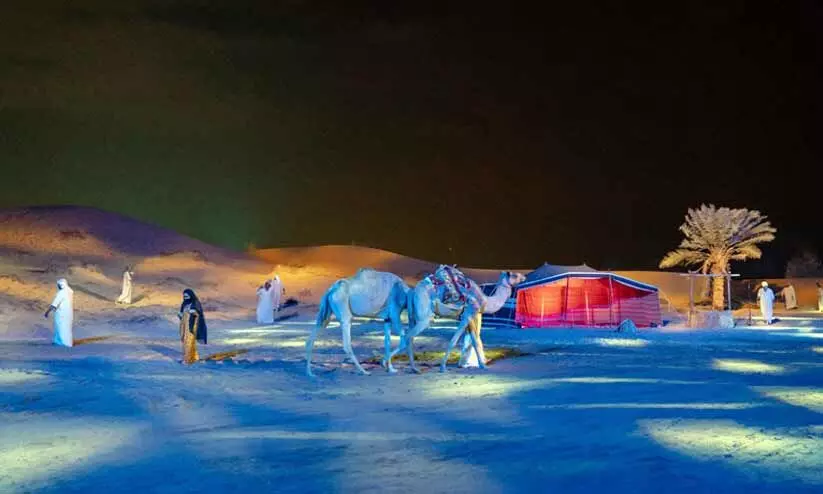 മരുഭൂമിയിൽ നാടക അരങ്ങ്; ഷാർജ ഡെസേർട്ട് തിയറ്റർ ഫെസ്റ്റിവലിന് തുടക്കം മരുഭൂമിയിൽ നാടക അരങ്ങ്; ഷാർജ ഡെസേർട്ട് തിയറ്റർ ഫെസ്റ്റിവലിന് തുടക്കം