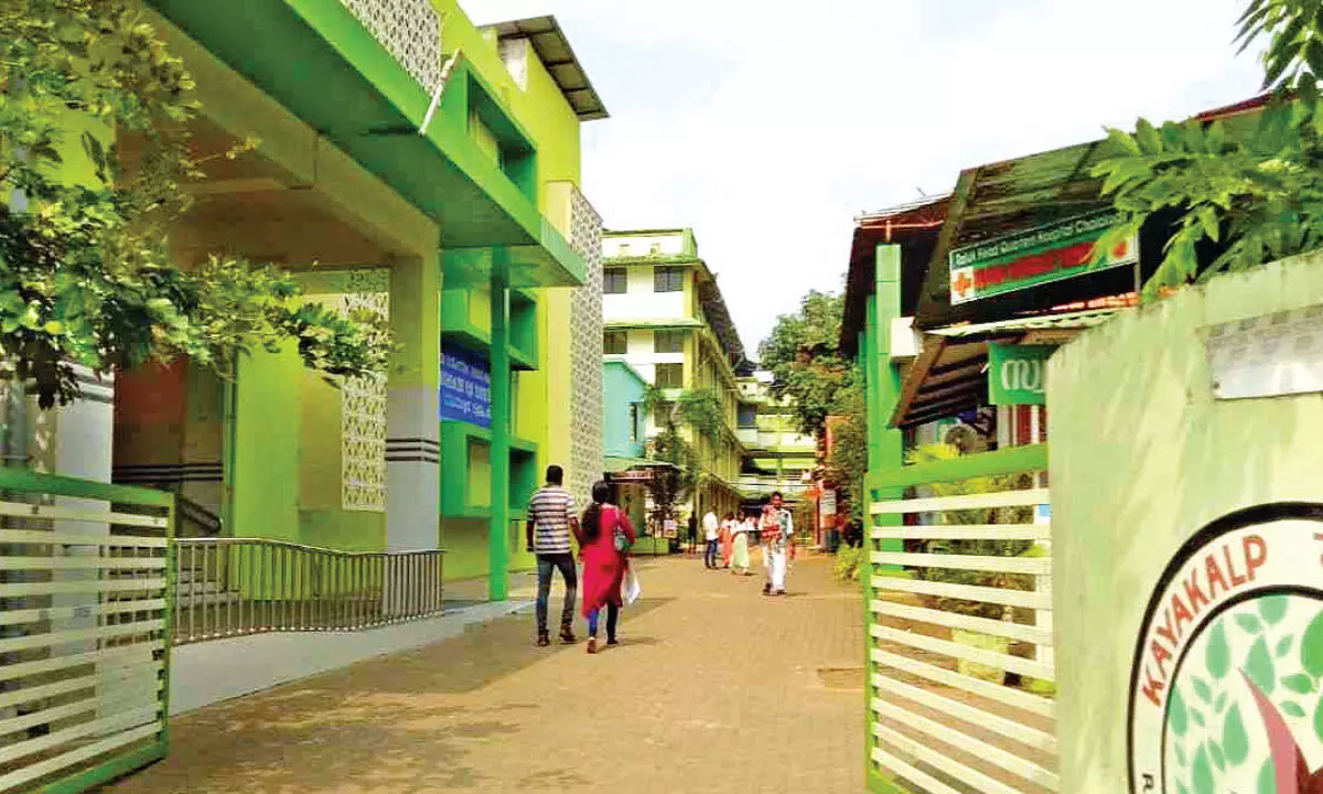 ചാലക്കുടി താലൂക്ക് ആശുപത്രിയിലെ ക്രമക്കേടുകൾ; നടപടിയില്ലെന്ന് ആക്ഷേപം ചാലക്കുടി താലൂക്ക് ആശുപത്രിയിലെ ക്രമക്കേടുകൾ; നടപടിയില്ലെന്ന് ആക്ഷേപം