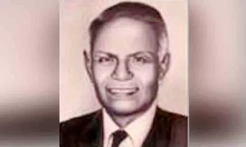 വ്യത്യസ്തനായ ഒരു വൈസ് ചാൻസലർ