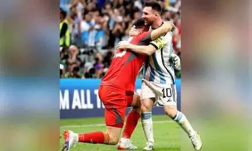 ലുസൈലിലെ തുലാസിൽ