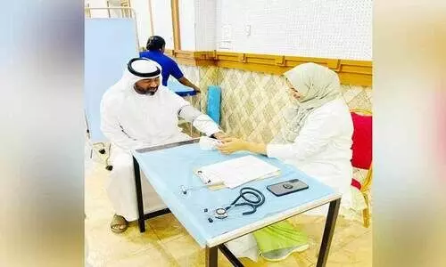 സേ​വ​നം എ​മി​റേ​റ്റ്സ് മെ​ഡി​ക്ക​ല്‍ ക്യാ​മ്പ്