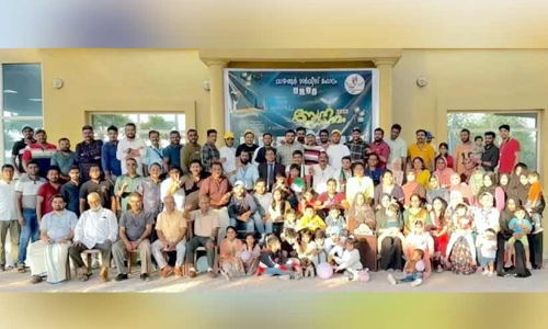 വാ​ഴ​യൂ​ർ സ​ർ​വി​സ് ഫോ​റം യു.​എ.​ഇ സ്നേ​ഹ​സം​ഗ​മം