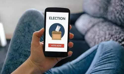 വോ​ട്ട് സ്മാ​ർ​ട്ട് ഫോ​ണി​ലൂ​ടെ​യാ​ക്കും