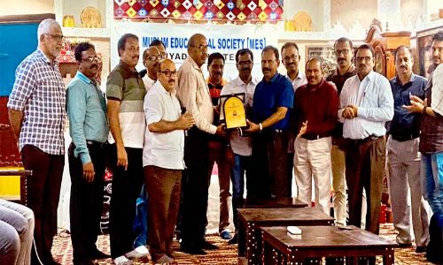 എം.​ഇ.​എ​സ് യാ​ത്ര​യ​യ​പ്പ്