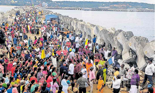 അദാനി തുറമുഖത്തിനെതിരെ സമരം തുടരുമെന്ന് പരിസ്ഥിതി സംഘടനകൾ