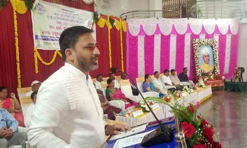 എനിക്ക് വോട്ട് ചെയ്തില്ലെങ്കിൽ നിങ്ങൾക്ക് ഒന്നും ചെയ്തുതരില്ല; മുസ്‍ലിംകളോട് ബി.ജെ.പി എം.എൽ.എ