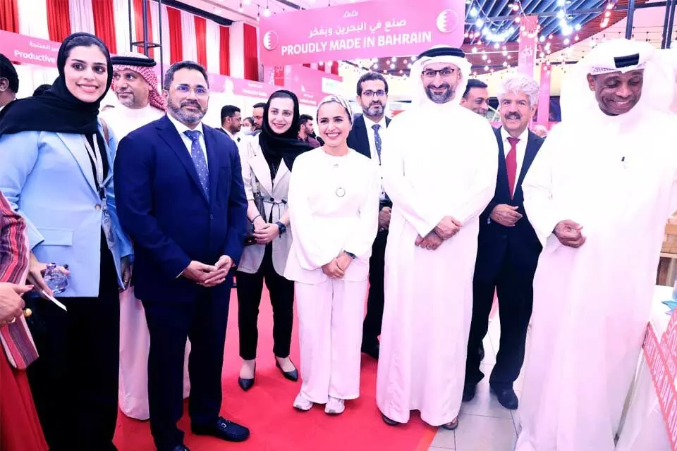 ദേശീയ ദിനാഘോഷം: ലുലുവിൽ ബഹ്റൈനി ഉൽപന്നമേള ആരംഭിച്ചു ദേശീയ ദിനാഘോഷം: ലുലുവിൽ ബഹ്റൈനി ഉൽപന്നമേള ആരംഭിച്ചു