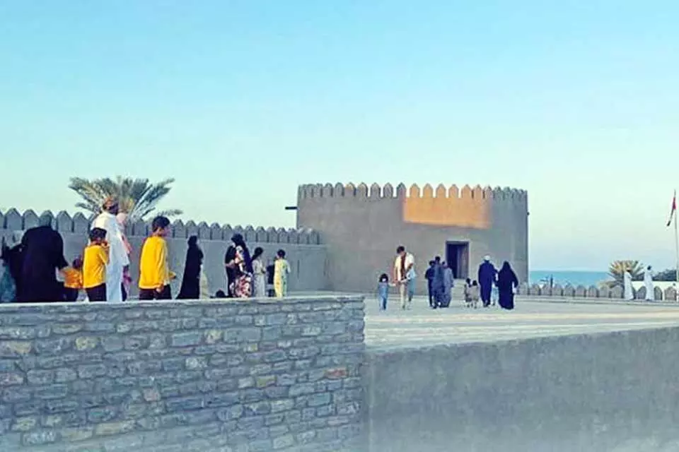 ദേശീയ ദിന അവധിയിൽ സോഹാർ കോട്ട സന്ദർശിച്ചത് 4000ത്തോളം പേർ ദേശീയ ദിന അവധിയിൽ സോഹാർ കോട്ട സന്ദർശിച്ചത് 4000ത്തോളം പേർ