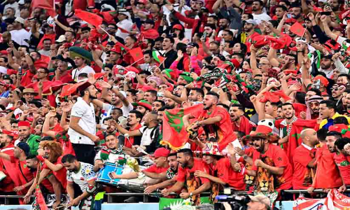 മഗ്രിബ് ചുവപ്പിലുദിച്ച അറേബ്യൻ രാവ് മഗ്രിബ് ചുവപ്പിലുദിച്ച അറേബ്യൻ രാവ്