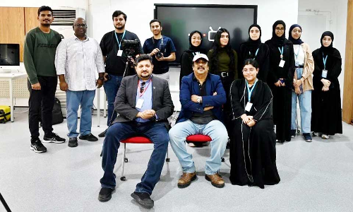 സി​നി​മാ​പാ​ഠ​ശാ​ല​യും സെ​മി​നാ​റും സം​ഘ​ടി​പ്പി​ച്ചു