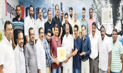 താന്നിക്കൽ കുഞ്ഞുട്ടിക്ക് കെ.എം.സി.സി സ്വീകരണം നൽകി