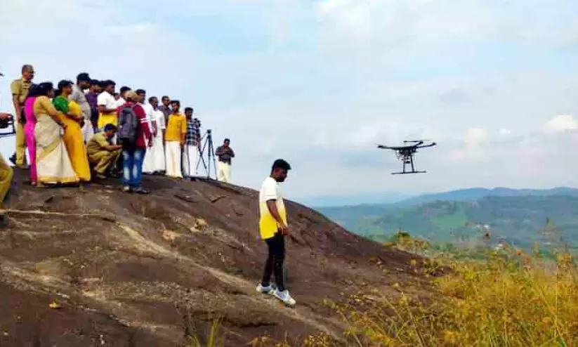 ഡ്രോണ്‍ നിരീക്ഷണം