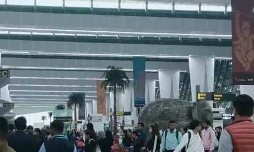 യാത്രക്കാർ മൂന്നര മണിക്കൂർ മുമ്പ് വിമാനത്താവളത്തിൽ എത്തണമെന്ന് ഇൻഡിഗോ