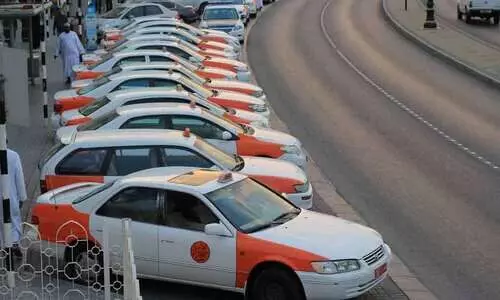 കോ​വി​ഡ്​ പ്ര​തി​സ​ന്ധി ക​ഴി​ഞ്ഞി​ട്ടും ടാ​ക്​​സി ഡ്രൈ​വ​ർ​മാ​ർ​ക്ക്​ ശ​നി​ദ​ശ