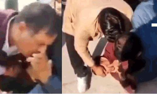 Cop tries to swallow bribe money as he gets caught. Video goes viral