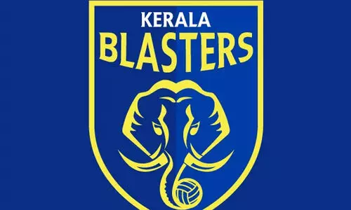 എല്ലാ ടിക്കറ്റിനും 250; ക്രിസ്മസ് ഓഫറുമായി കേരള ബ്ലാസ്‌റ്റേഴ്‌സ്