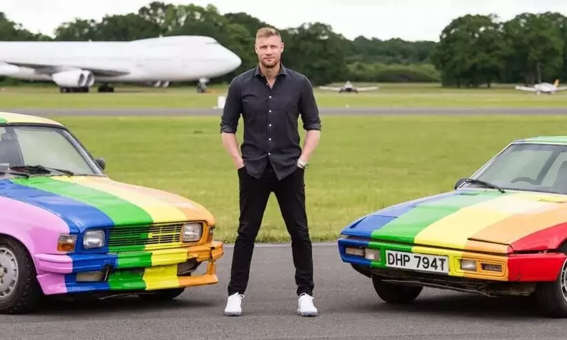 ടെലിവിഷൻ ഷോയുടെ ഇടയിൽ കാർ അപകടം; പ്രശസ്ത ഇംഗ്ലീഷ് ക്രിക്കറ്റർ ആശുപത്രിയിൽ ടെലിവിഷൻ ഷോയുടെ ഇടയിൽ കാർ അപകടം; പ്രശസ്ത ഇംഗ്ലീഷ് ക്രിക്കറ്റർ ആശുപത്രിയിൽ