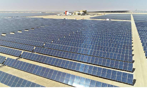 നെ​റ്റ്​ സീ​റോ​യി​ലേ​ക്ക്​ അ​തി​വേ​ഗം കു​തി​ച്ച്​ യു.​എ.​ഇ