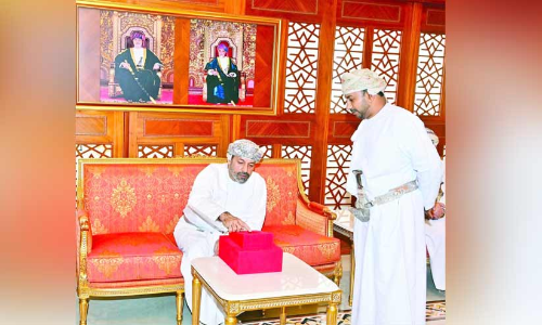 ഇ​നി സ്മാ​ർ​ട്ട്​ ഫോ​ണി​ലൂ​ടെ മു​നി​സി​പ്പ​ൽ കൗ​ൺ​സി​ല​റെ തെ​ര​ഞ്ഞെ​ടു​ക്കാം