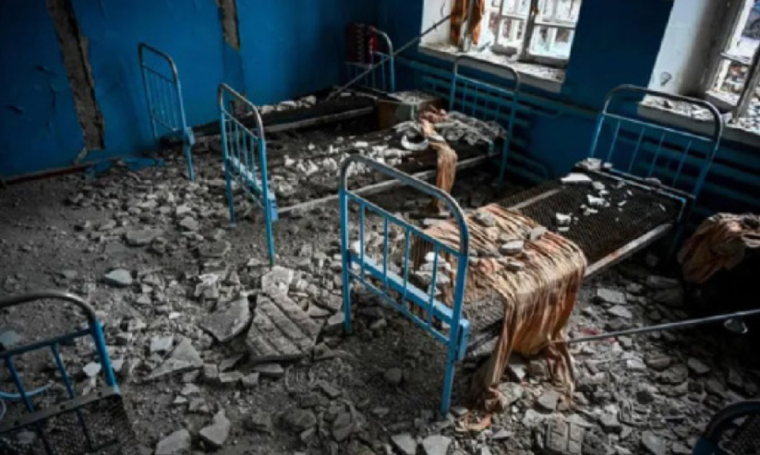 യു​ക്രെ​യ്നി​ൽ ആ​ക്ര​മ​ണം ക​ന​പ്പിച്ച് റ​ഷ്യ