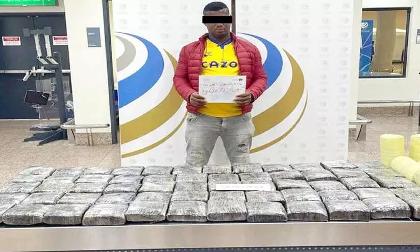 ദു​ബൈ വി​മാ​ന​ത്താ​വ​ള​ത്തി​ൽ 36.7 കി​ലോ ക​ഞ്ചാ​വ്​ പി​ടി​കൂ​ടി