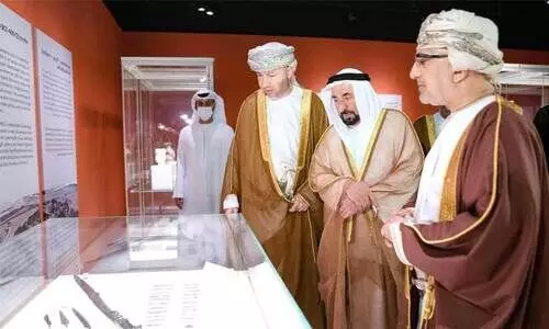 ഒ​മാ​നി സം​സ്കാ​ര​ത്തെ കു​റി​ച്ച്​ ഷാ​ർ​ജ​യി​ൽ എ​ക്സി​ബി​ഷ​ൻ ശൈ​ഖ്​ സു​ൽ​ത്താ​ൻ ഉ​ദ്​​ഘാ​ട​നം ചെ​യ്തു