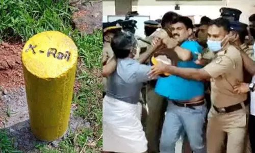 സിൽവർ ലൈൻ പദ്ധതി പിൻവലിക്കുക: ഒരുകോടി ഒപ്പുശേഖരണ ഉദ്ഘാടനം 19ന് കാട്ടിലപീടികയിൽ സിൽവർ ലൈൻ പദ്ധതി പിൻവലിക്കുക: ഒരുകോടി ഒപ്പുശേഖരണ ഉദ്ഘാടനം 19ന് കാട്ടിലപീടികയിൽ